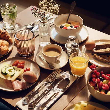 Hotel Townhouse 4*